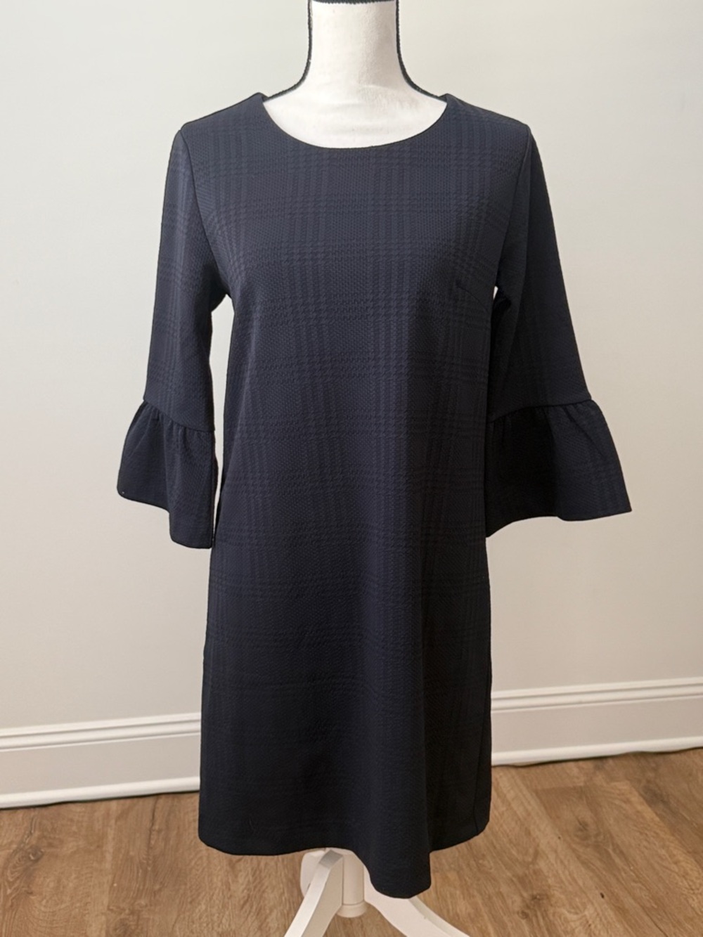 Banana Republic Women’s Navy Bell-Sleeve Shift Dress